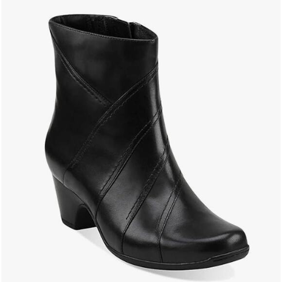 Clarks Artisan Leyden Candle Side Zip Ankle Boots Black Leather - Size 8.5M - Picture 1 of 9